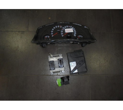 КОМПЬЮТЕР ДВИГАТЕЛЯ Z14XEP OPEL MERIVA LIFT 1.4 16V