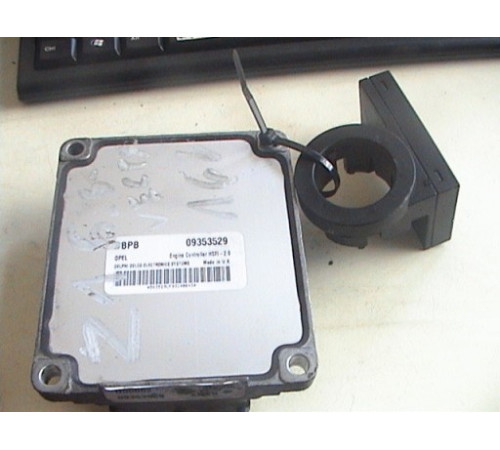 КОМПЬЮТЕР OPEL VECTRA B 1.616 V Y16XE 09353529 DBPB