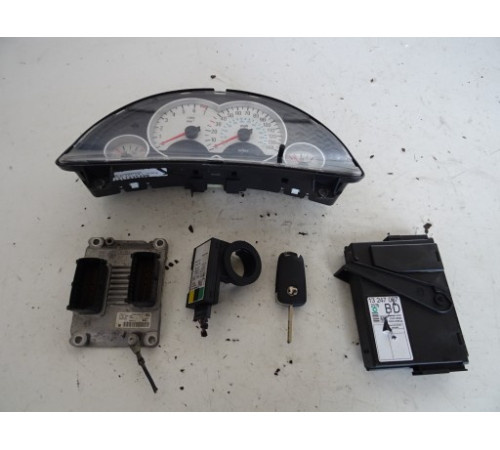 СТАРТОВЫЙ КОМПЛЕКТ OPEL TIGRA B 1.4 16V 0261208394