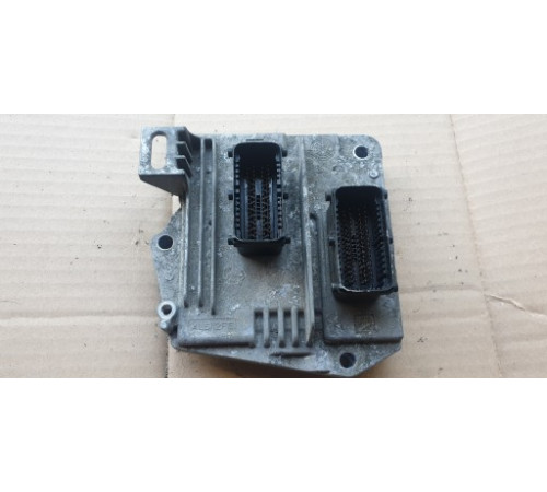 Компьютер двигателя Astra H 1.6 12230740 DZFR