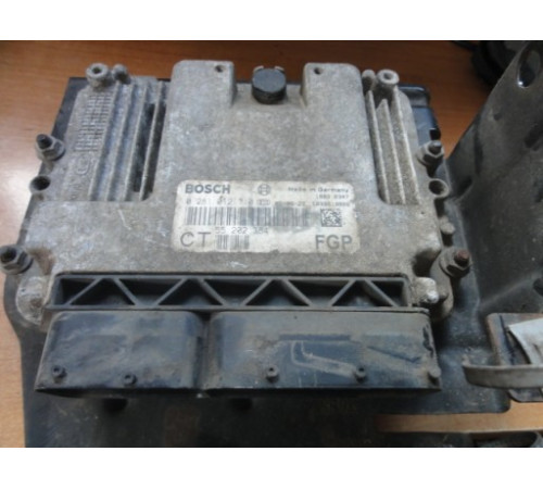 OPEL ZAFIRA 1,9 КОМПЬЮТЕР № 0281012710