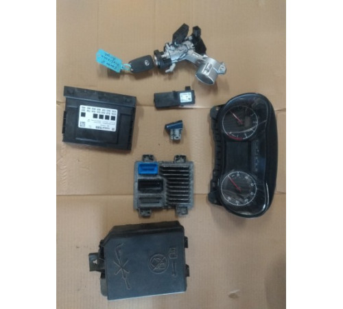 OPEL CORSA E СТАРТОВЫЙ КОМПЛЕКТ 12665802 1.4
