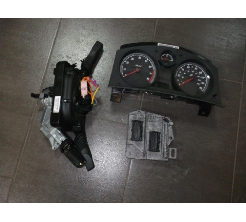 КОМПЬЮТЕР ДВИГАТЕЛЯ Z16XEP OPEL ZAFIRA B 1.6 16V-H