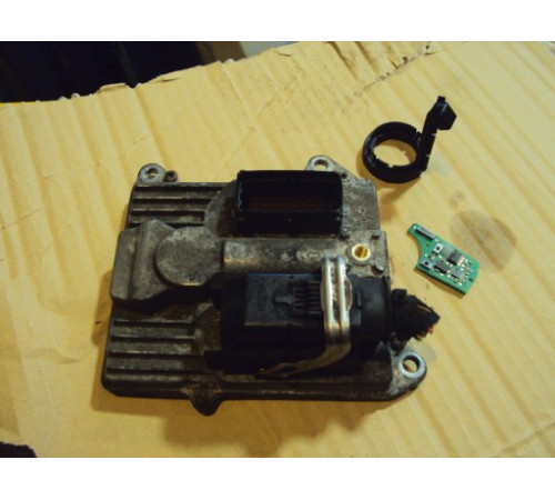 КОМПЬЮТЕР ZAFIRA B 2.2 БЕНЗИН Z22YH 55562444