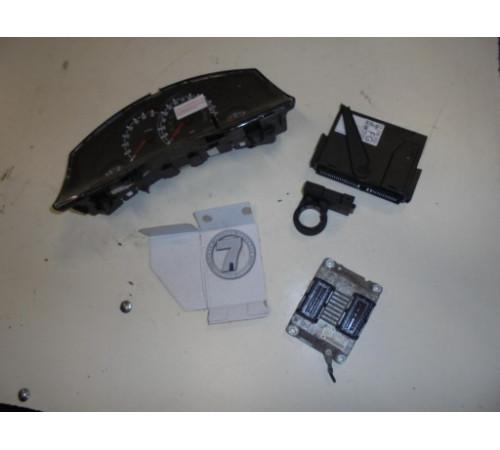 КОМПЬЮТЕР ДВИГАТЕЛЯ Z14XEP OPEL MERIVA 1.4 16V