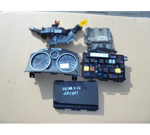 КОМПЬЮТЕР ДВИГАТЕЛЯ OPEL ASTRA 3 LIFT 1.7 CDTI Z17DTH