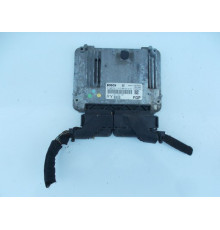 Компьютер Opel Vectra C 3.0 0281011915 55193967 YY