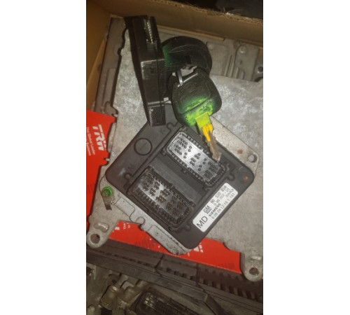 Компьютер драйвер Opel 90520859