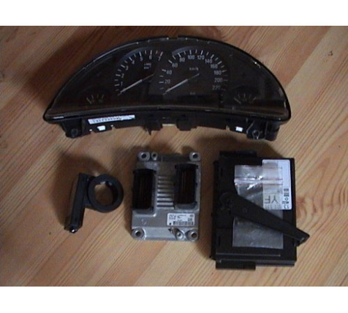 Компьютер Opel Corsa C 0261207720 QB Z10XEP PIN
