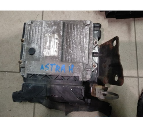 ДРАЙВЕР КОМПЬЮТЕР ДВИГАТЕЛЯ OPEL 55573951QP 1.3 CDTI