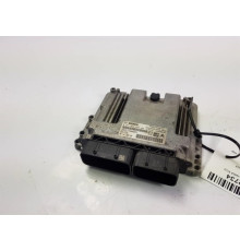 КОМПЬЮТЕР ДВИГАТЕЛЯ ЭБУ 9806460480 ПЕЖО 301