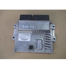 Компьютер двигателя 9818035080 Peugeot 308 T9 2.0 HDI