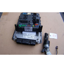 PEUGEOT 3008 5008 ZESTAW KOMPUTEROWY 0281014729