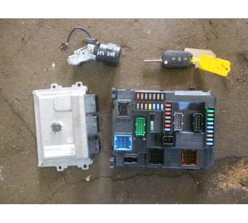 KOMPUTER ZESTAW BSI PEUGEOT 208 9811545080
