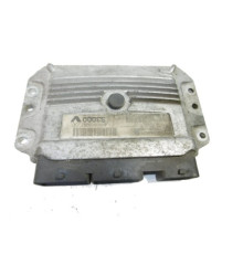 MEGANE II КОМПЬЮТЕР ДВИГАТЕЛЯ 2,0 16V T 8200313057