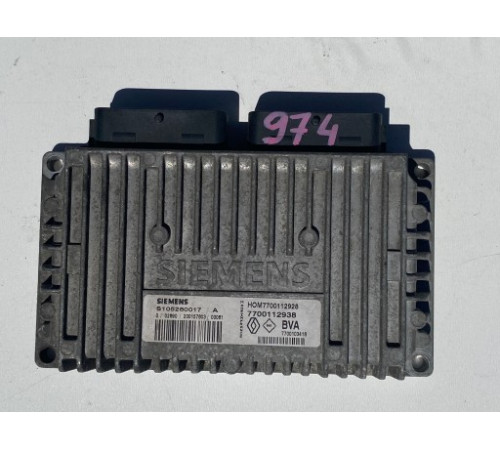 Компьютер двигателя Renault S105280017A 7700112928