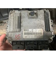 Компьютер Renault Ударить 2,5 dci 8200635663 2012г