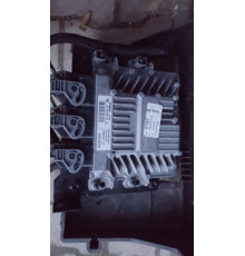 компьютер renault 8200953545 1.5 dci