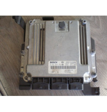 КОМПЬЮТЕР КОНТРОЛЛЕР ДВИГАТЕЛЯ RENAULT 0281016331