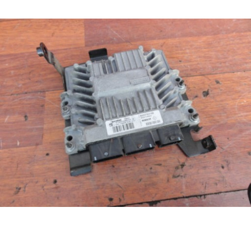 Renault LAGUNA III 09R 1,5 DCI компьютер 8200793109