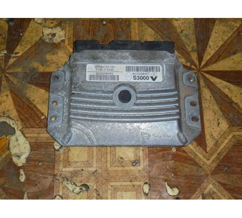 RENAULT КОМПЬЮТЕР 8200045893