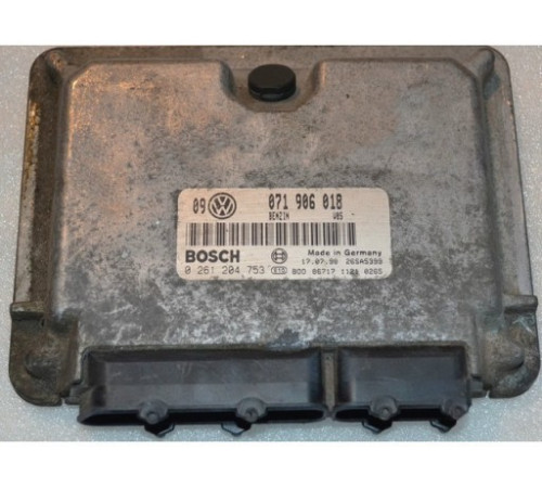 Компьютер VW SEAT AUDI 2.3 V5 071906018 IMMO OFF !