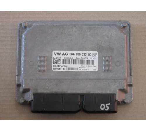 SEAT КОМПЬЮТЕР ДВИГАТЕЛЯ 06A906033JC 5WP40647