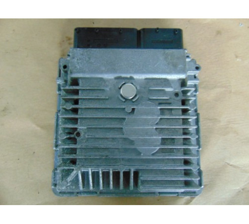 Компьютер 03L906023QE SKODA RAPID 2013R