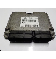 VW SKODA КОМПЬЮТЕР ДРАЙВЕР 036906034AE IAW4LV.Б