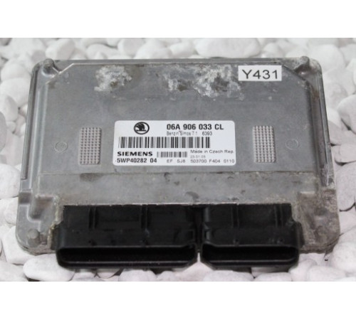 SKODA КОМПЬЮТЕР ДВИГАТЕЛЯ 06A906033CL 5WP40282