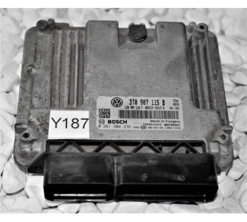 ШКОДА СУПЕР КОМПЬЮТЕР ДВИГАТЕЛЯ 3T0907115B 0261S04236