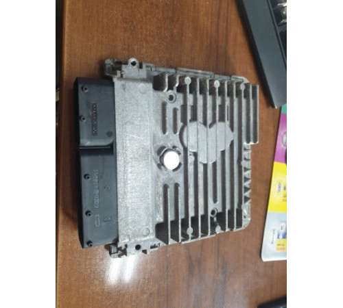 КОМПЬЮТЕР ЭБУ SKODA 1.6 TDI 03L906023DJ 5WP42879AA
