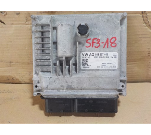 Fabia III Компьютер двигателя 04B907445