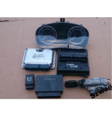 Skoda Fabia II roomster компьютер 0281012749 1.4 tdi
