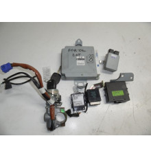 SUBARU FORESTER II ДРАЙВЕР КОМПЬЮТЕР 22611AG580