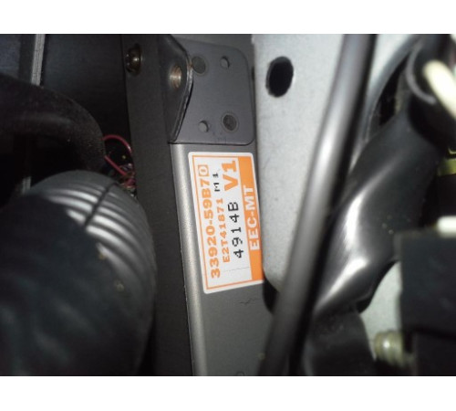 SUZUKI VITARA 1.6 16V компьютер двигателя 33920 - 59B70