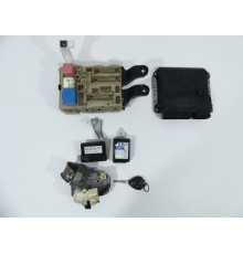 Corolla E15 1.6 VALVEMATIC компьютер 89661-02W61