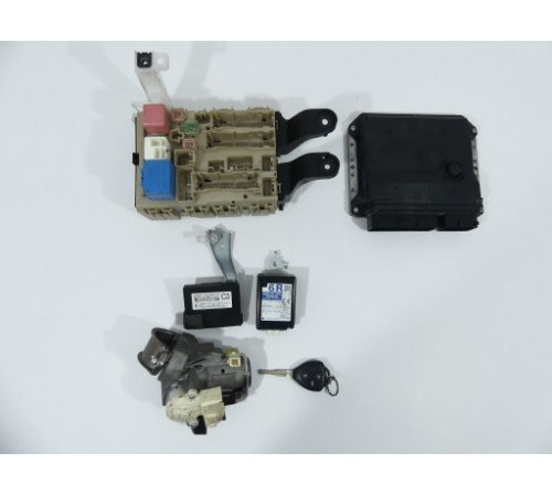 Corolla E15 1.6 VALVEMATIC компьютер 89661-02W61