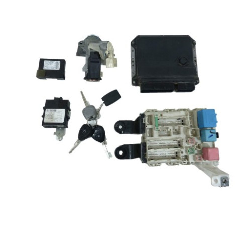 Corolla E15 1.6 VALVEMATIC компьютер 89661-02T41