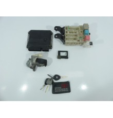 Corolla E15 1.6 VALVEMATIC компьютер 89661-02T40