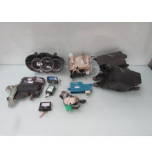 RAV4 III 2.2 D4D 12R КОМПЬЮТЕР МОТОР 89661-42J11