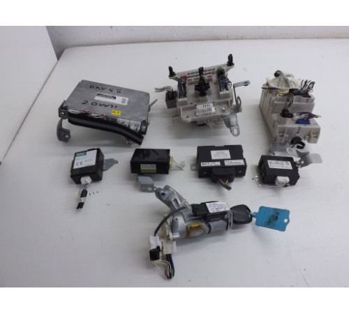 RAV 4 2.0 VVTI КОМПЬЮТЕР IMMO STARTER KIT