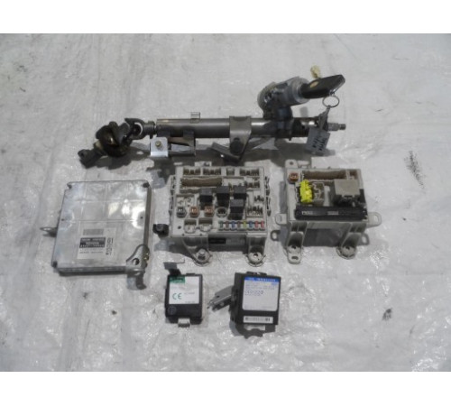 КОМПЛЕКТ КОМПЬЮТЕРА ДЛЯ TOYOTA PREVIA 2.0 D4D 89661-28850