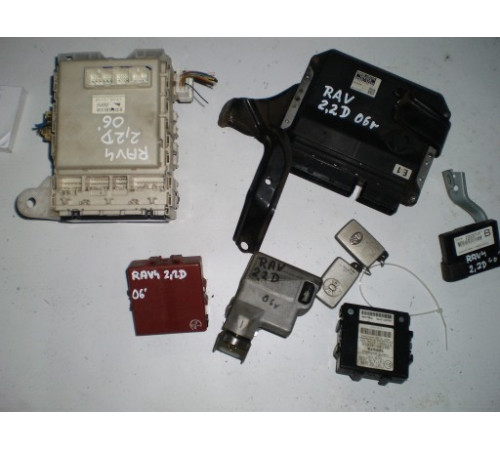 КОМПЛЕКТ КОМПЬЮТЕРА ДЛЯ TOYOTA RAV4 2.2 D-CAT 89661 - 42C00