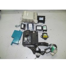TOYOTA RAV4 III 2,2 ДРАЙВЕР КОМПЬЮТЕР 89661-42C10