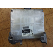Toyota Yaris компьютер двигателя 89661-0D180 1.0 MMT