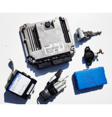 комплект компьютера corolla e12 1.4 d4d 89661 - 02A90