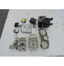 КОМПЬЮТЕР РУЛЬ ДВИГАТЕЛЯ 89661-42780 RAV 4 II 2.0 D4D