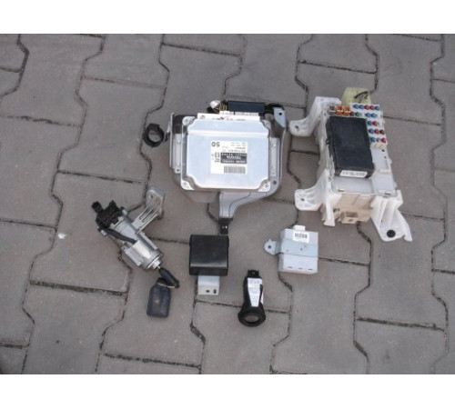 Компьютер двигателя TOYOTA COROLLA E12 1.6 VVT-я