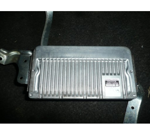 КОМПЬЮТЕР ДВИГАТЕЛЯ 89661-42R90 TOYOTA RAV4 IV 2.0 B